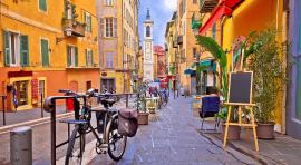 Vue d'une rue de la ville de Nice