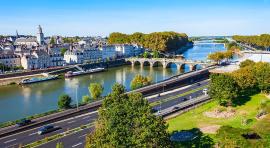 Vue aérienne de la ville d'Angers