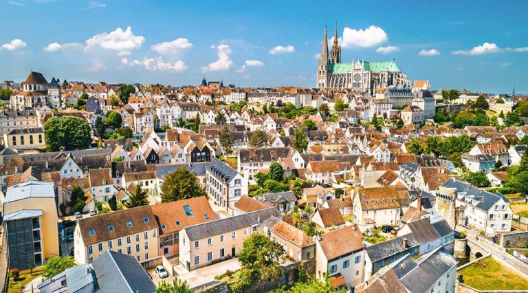 Vue aérienne de la ville de Chartres