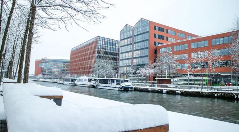 Vue de la ville d'Aubervilliers sous la neige