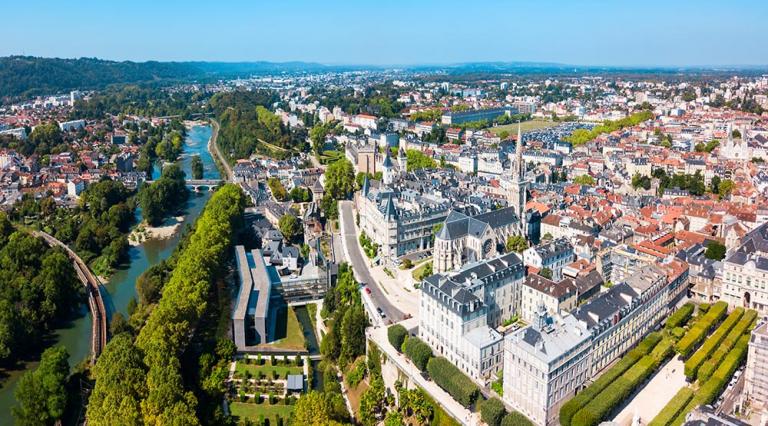 Vue aérienne de la ville de Pau