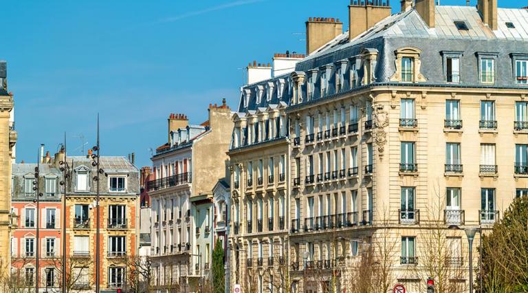 Vue d'une rue de la ville de Vincennes