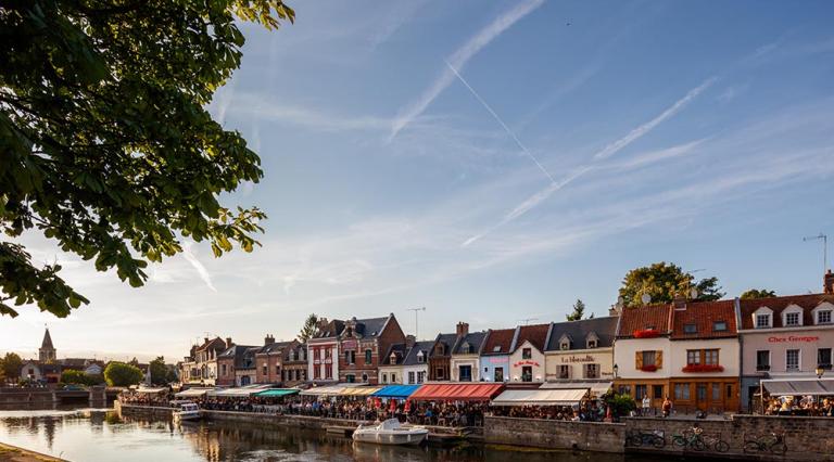 Vue d'une ville de la Somme