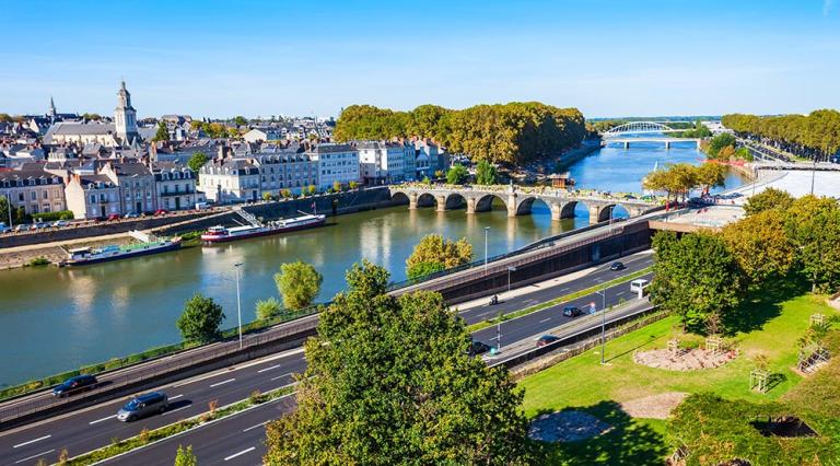 Vue aérienne de la ville d'Angers