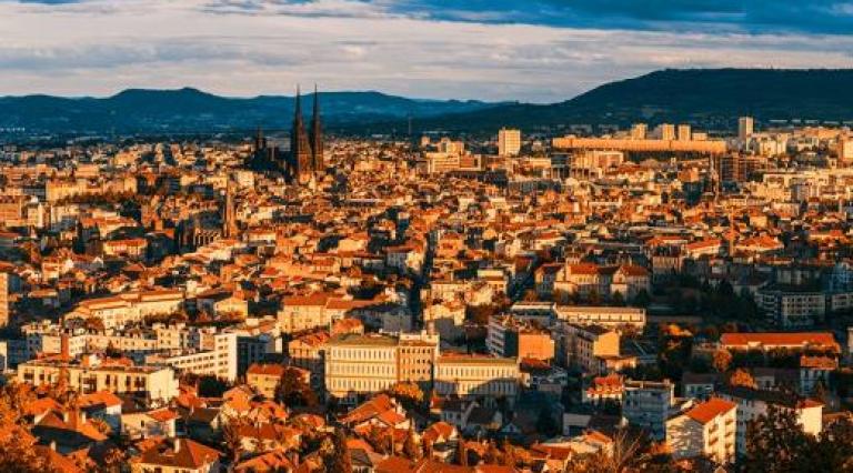 vue aérienne Clermont-Ferrand