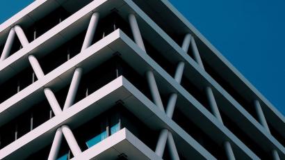 immeuble angle illustrant le crowdfunding immobilier