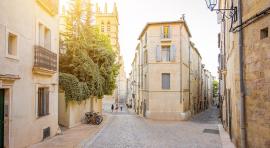 Vue piétonne d'un quartier de la ville de Montpellier