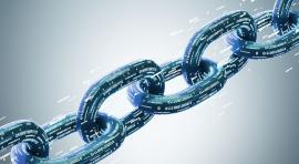 chaine-avec-de-la-data-sur-les-maillons-illustrant-la-technologie-blockchain