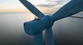 eolienne-en-mer-illustrant-assurance-vie-investissement-responsable-epargne-durable