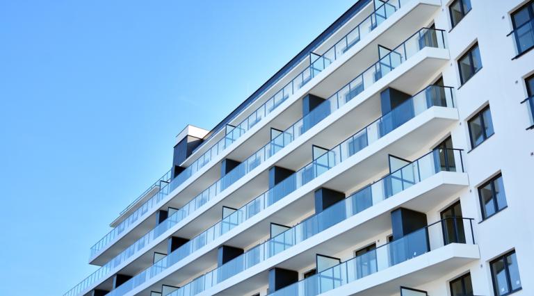 Photo d'un immeuble neuf illustrant la SCPI de plus value